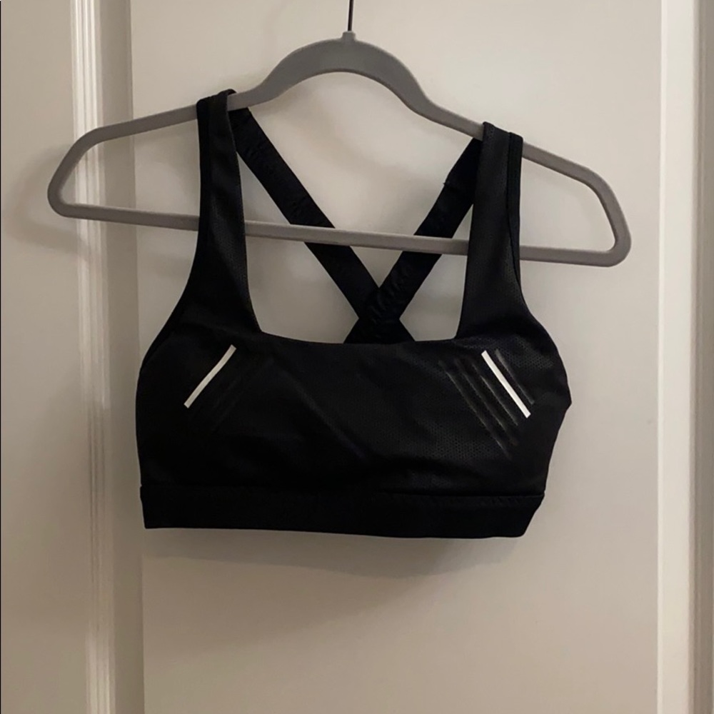 Lily bod sports bra with removable pads